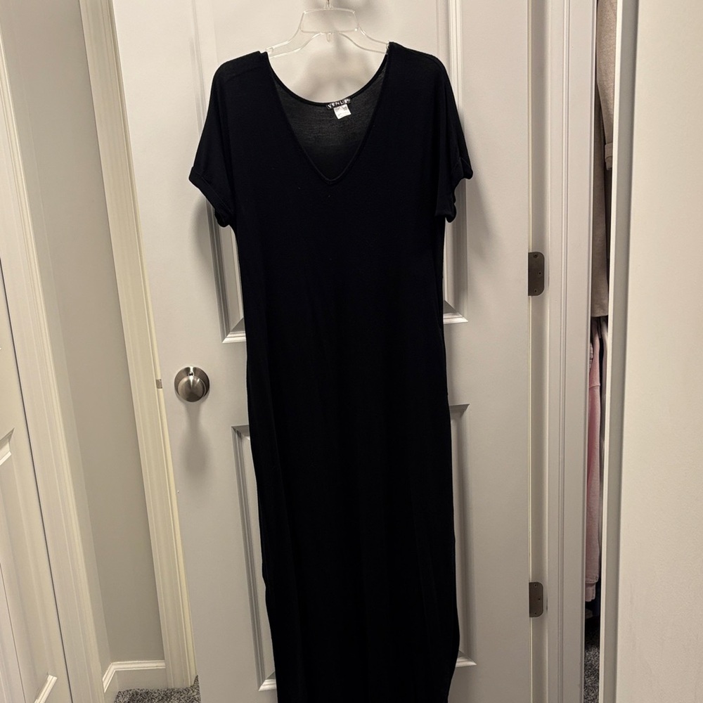 VENUS Black Maxi Dress
